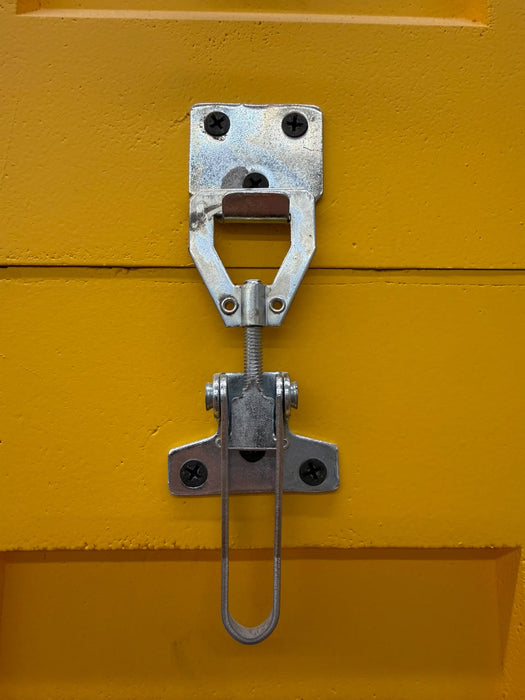 Metal Hive Latches for Polystyrene Hives | Lyson