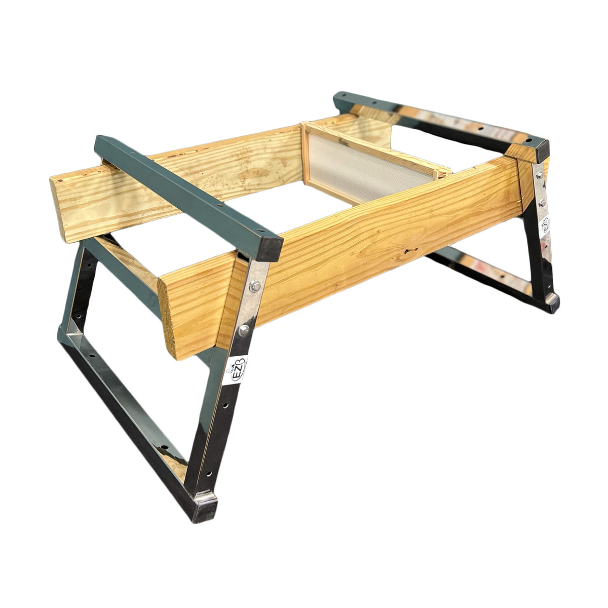 EZB Hive Stand | Dancing Bee Equipment — Dancing Bee Equipment Manitoba