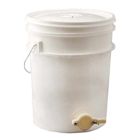 Plastic Pail with Gate